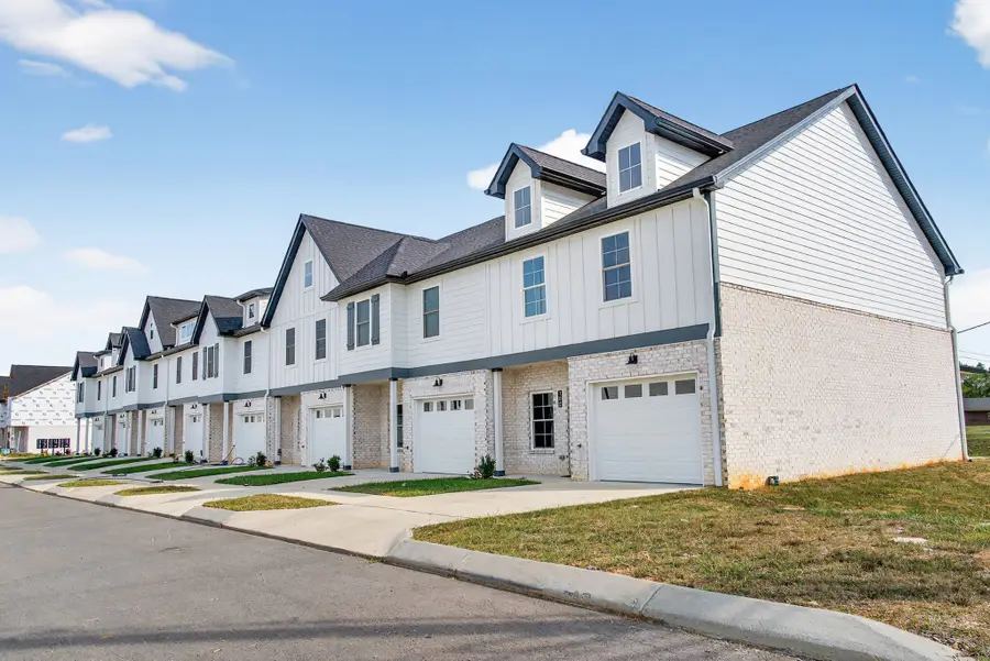 100 Maple View Dr, Lebanon, TN 37090 - Image #2