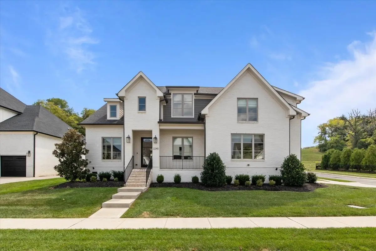 2240 Brakeman Ln, Thompsons Station, TN 37179 - Image #1