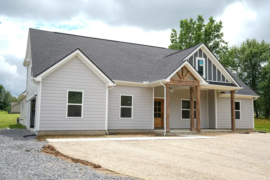 825B College St, Portland, TN 37148 - Image #2