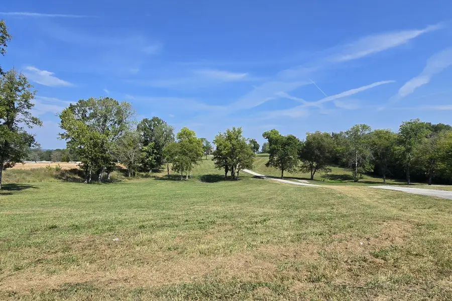 616 N James M Campbell Blvd, Columbia, TN 38401 - #3