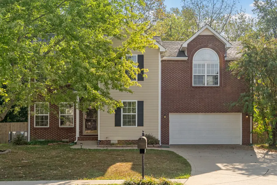 2765 Ann Dr, Clarksville, TN 37040 - #2