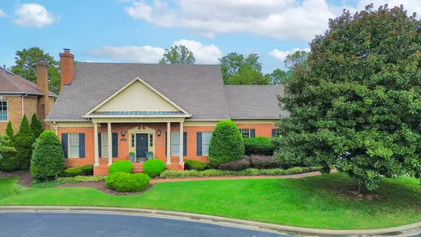 101 Carriage Ln, Hendersonville, TN 37075