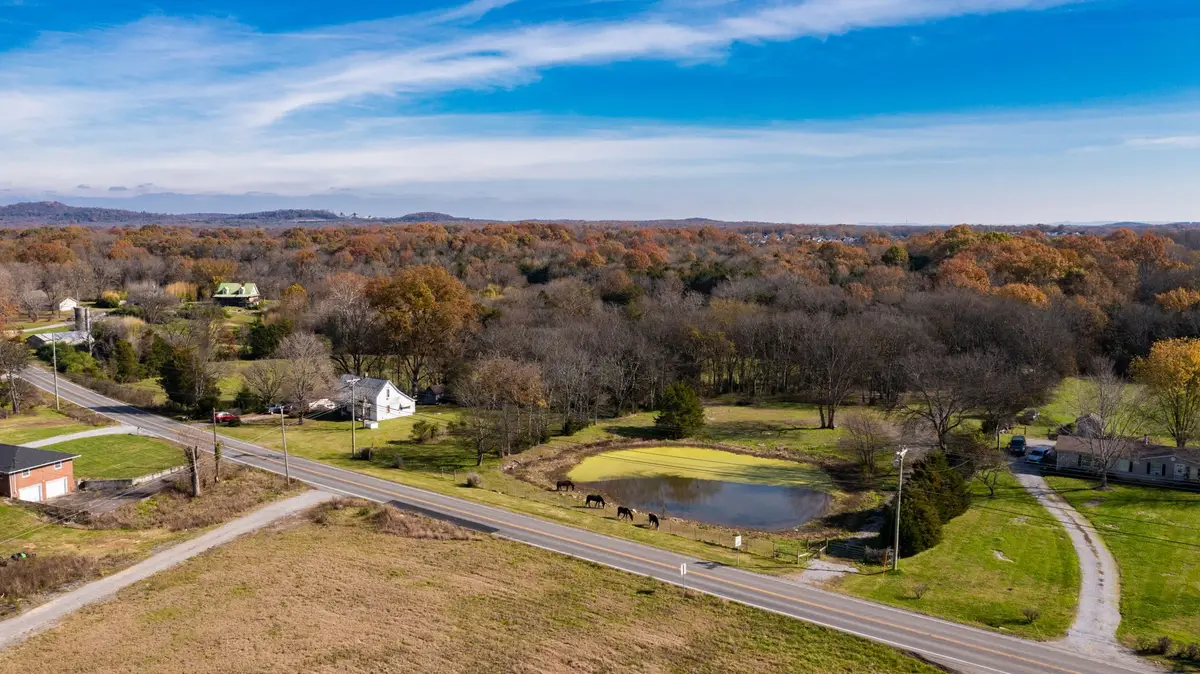 7477 Almaville Rd, Arrington, TN 37014 - Image #1