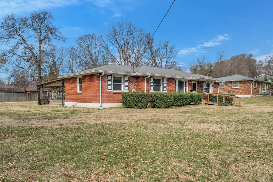 1901 Demarius Dr, Nashville, TN 37216 - Image #2