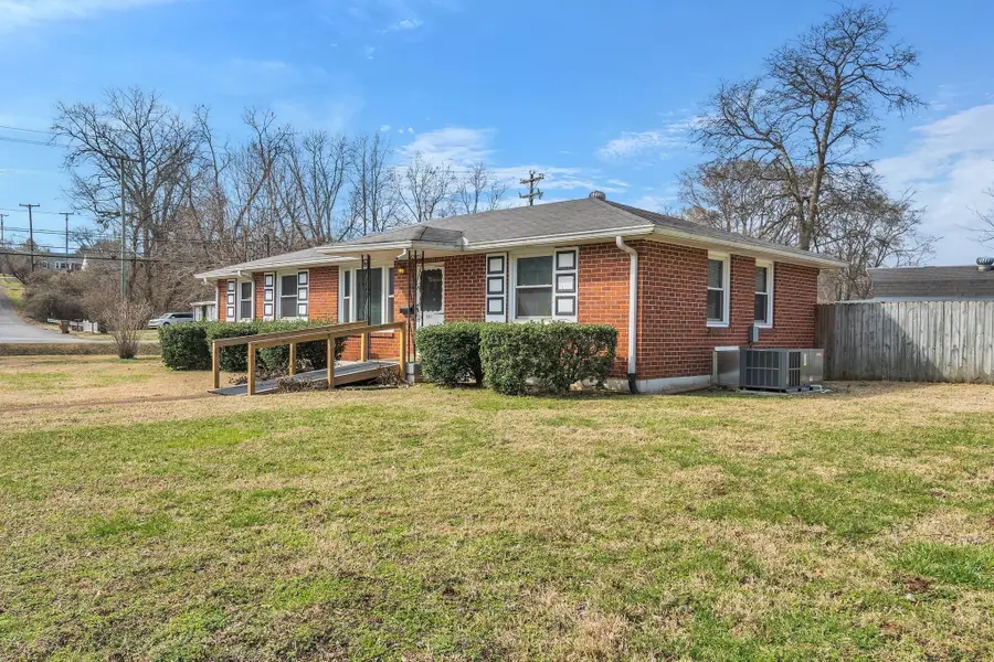 1901 Demarius Dr, Nashville, TN 37216 - Image #3