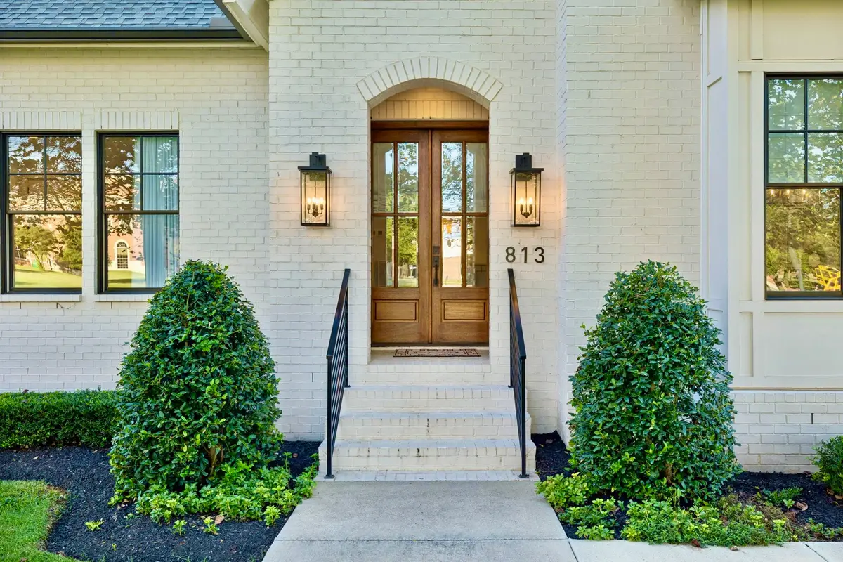 813 Hillsboro Rd, Franklin, TN 37064 - #1