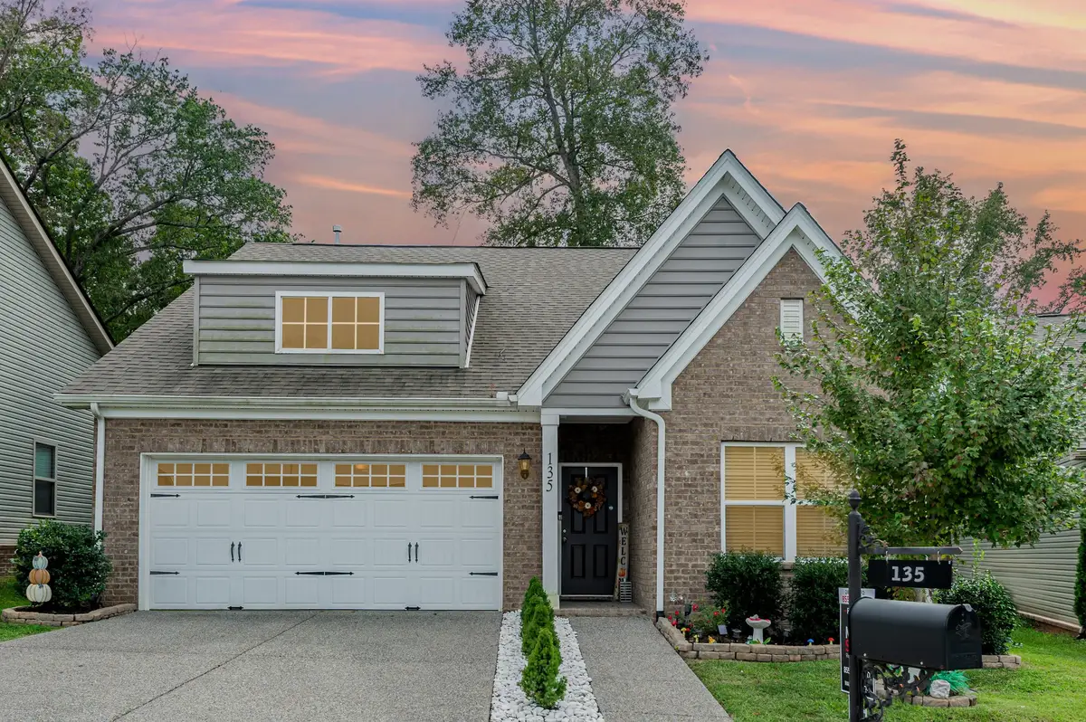 135 Auxley Ct, White House, TN 37188 - Image #1