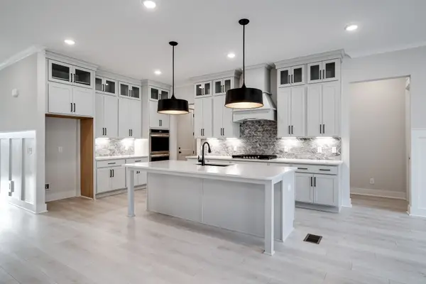 7233 Richvale Drive W, Fairview, TN 37062