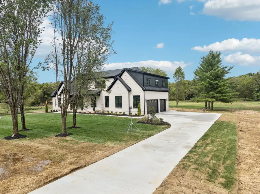 8297 Twelve Corners Rd, Lascassas, TN 37085 - Image #3