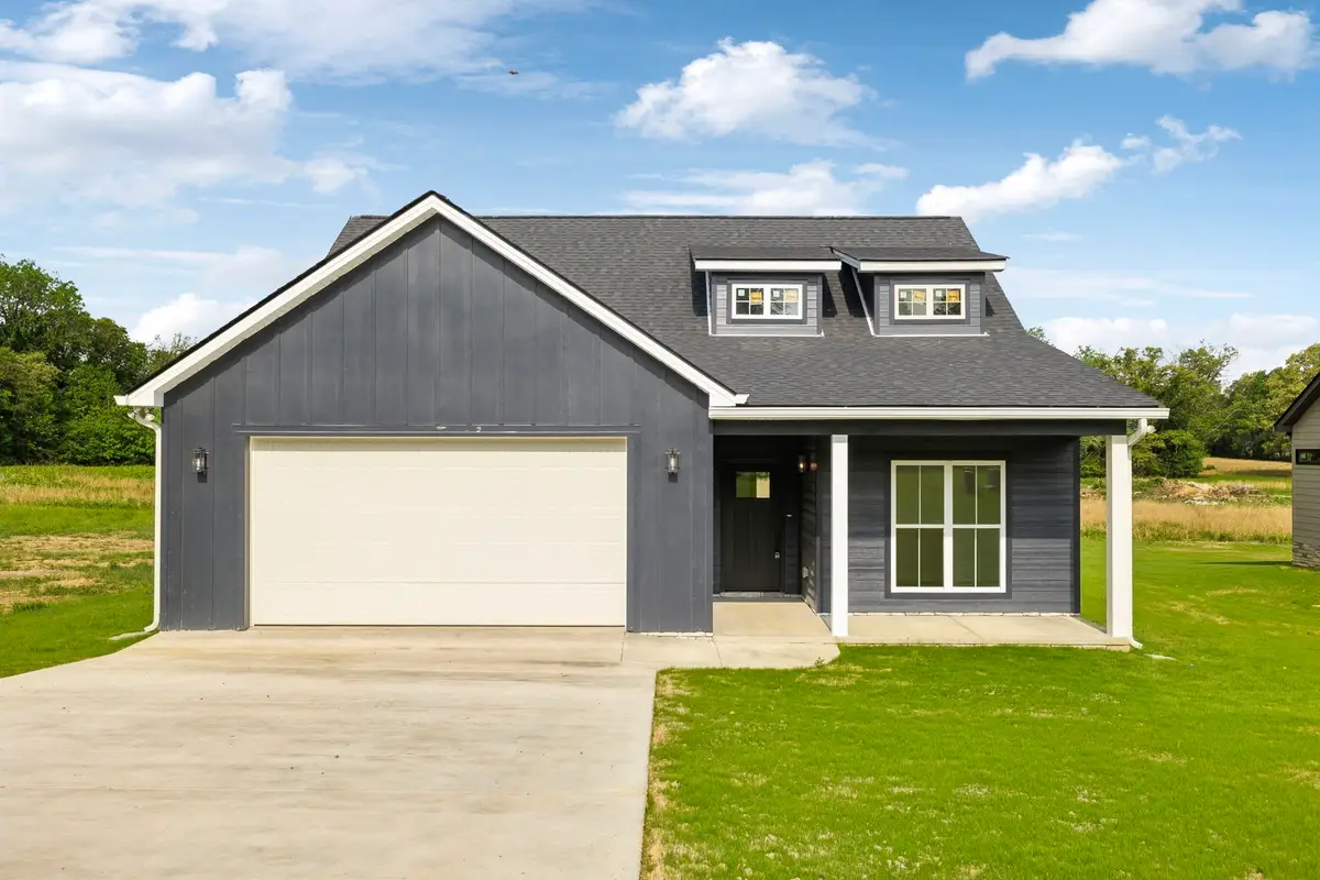 819 Oconner St, Smithville, TN 37166 - Image #1