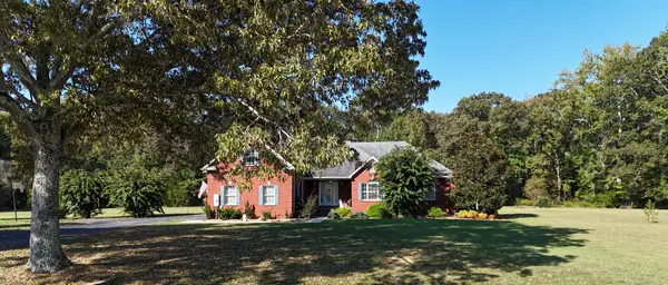 2828 Bains Rd, Hillsboro, TN 37342