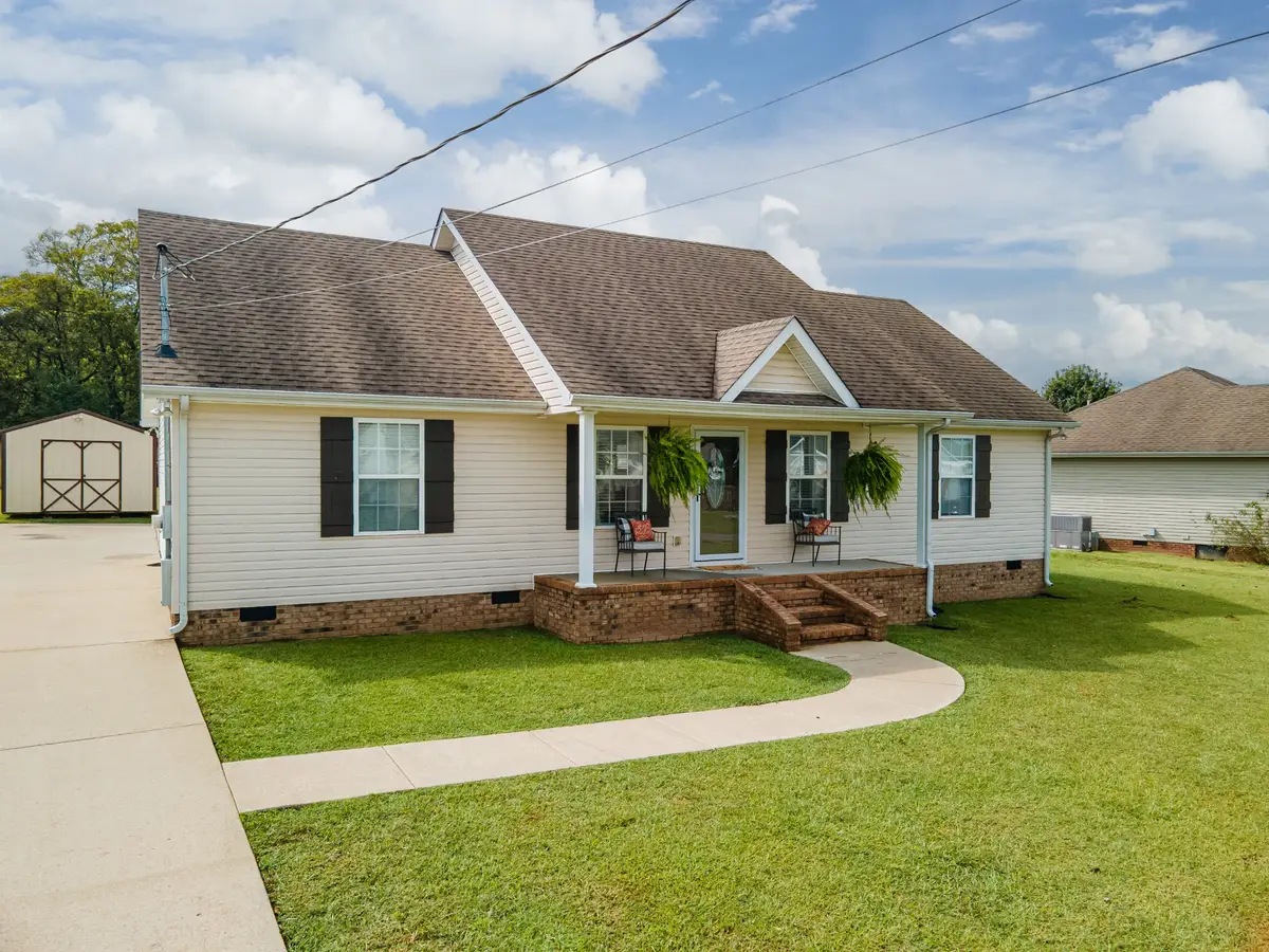 300 Daytona Dr, Cornersville, TN 37047 - #1