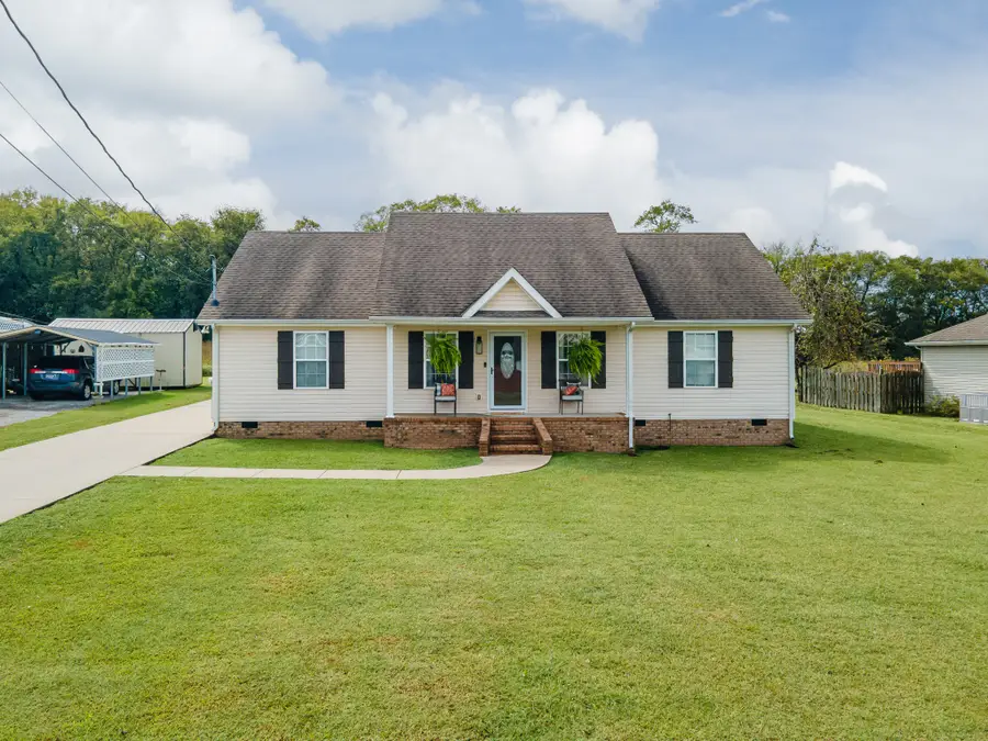 300 Daytona Dr, Cornersville, TN 37047 - #2