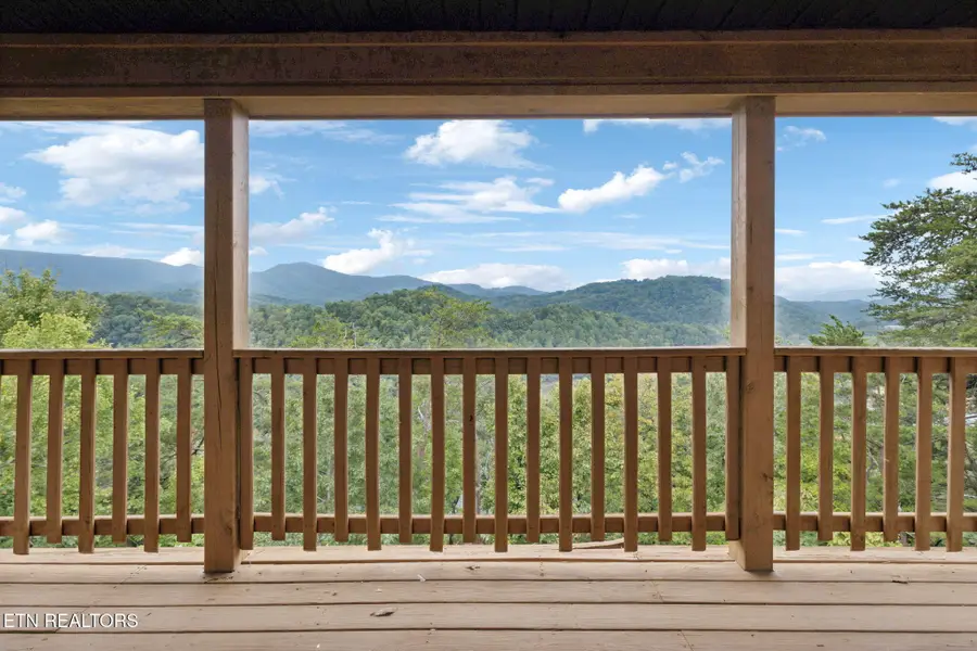 4429 New Pioneer Tr, Sevierville, TN 37863 - Image #2