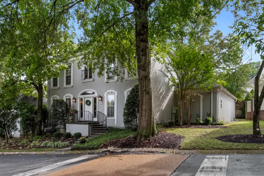 156 Valley Frg, Nashville, TN 37205 - Image #2