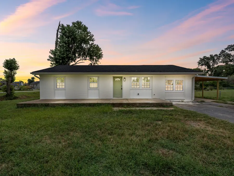 202 Peggy Dr, Clarksville, TN 37042 - #2