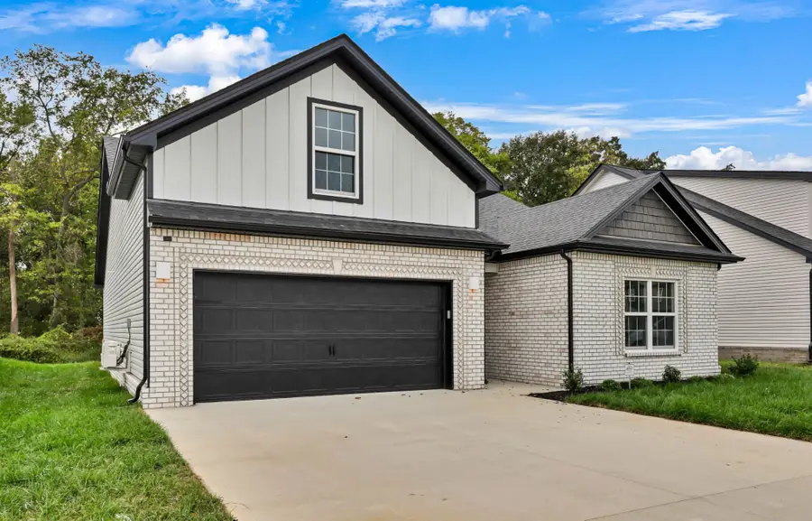 914 Vendue Ave, Clarksville, TN 37042 - #3