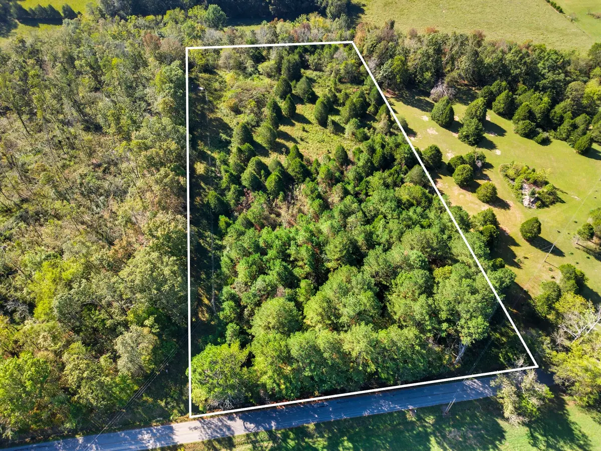 1340 Herschal Lyles Rd, Westmoreland, TN 37186 - Image #1