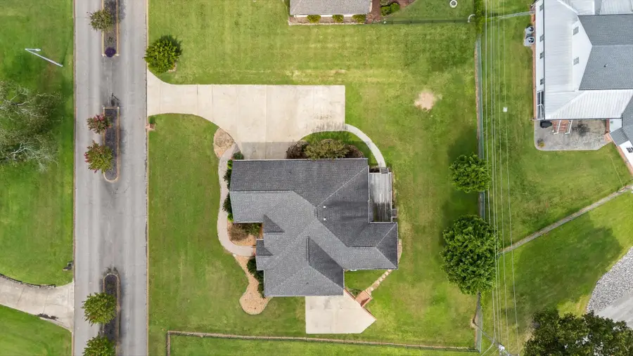 3240 Waterfront Dr, Chattanooga, TN 37419 - #3