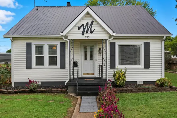 135 Main St, Mc Ewen, TN 37101