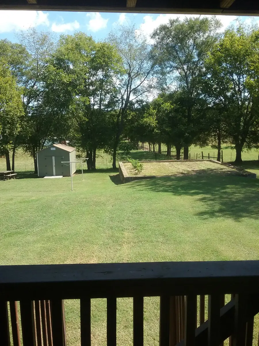 215 Curtis Ave, Alexandria, TN 37012 - Image #2