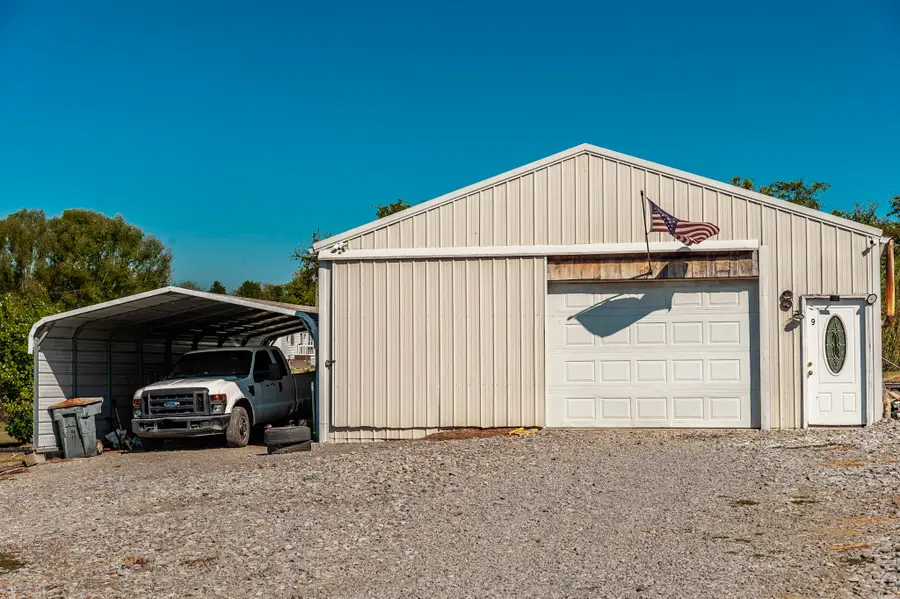 531 Governor Hall Rd, Castalian Springs, TN 37031 - Image #2