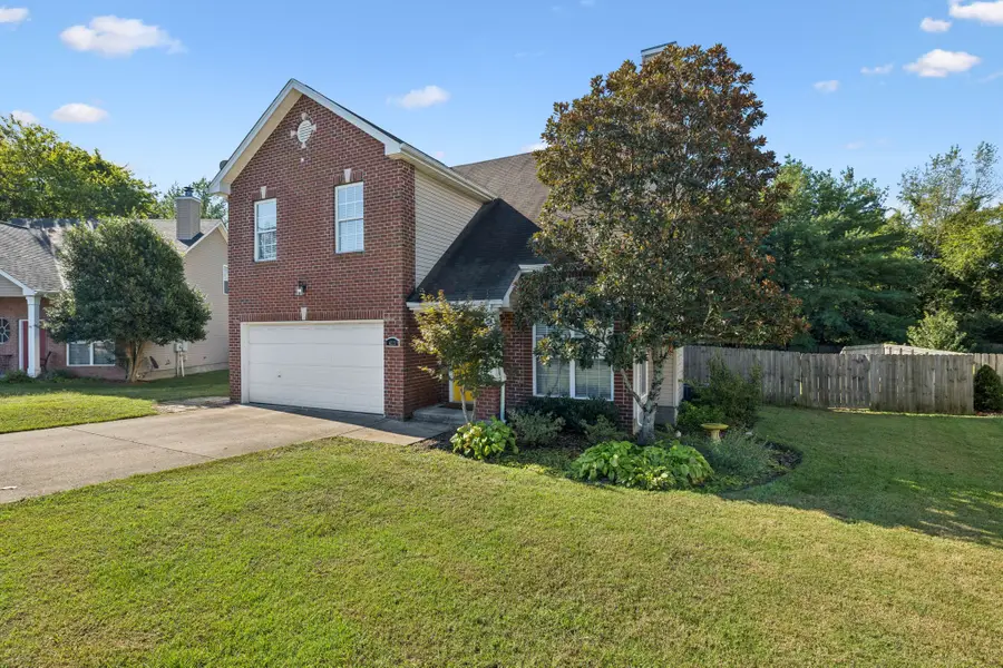 423 Knob Ct, Franklin, TN 37064 - #2