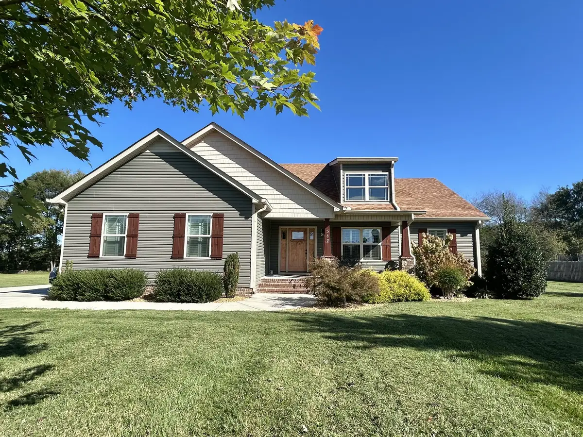 342 Richland Hills Dr, Manchester, TN 37355 - Image #1