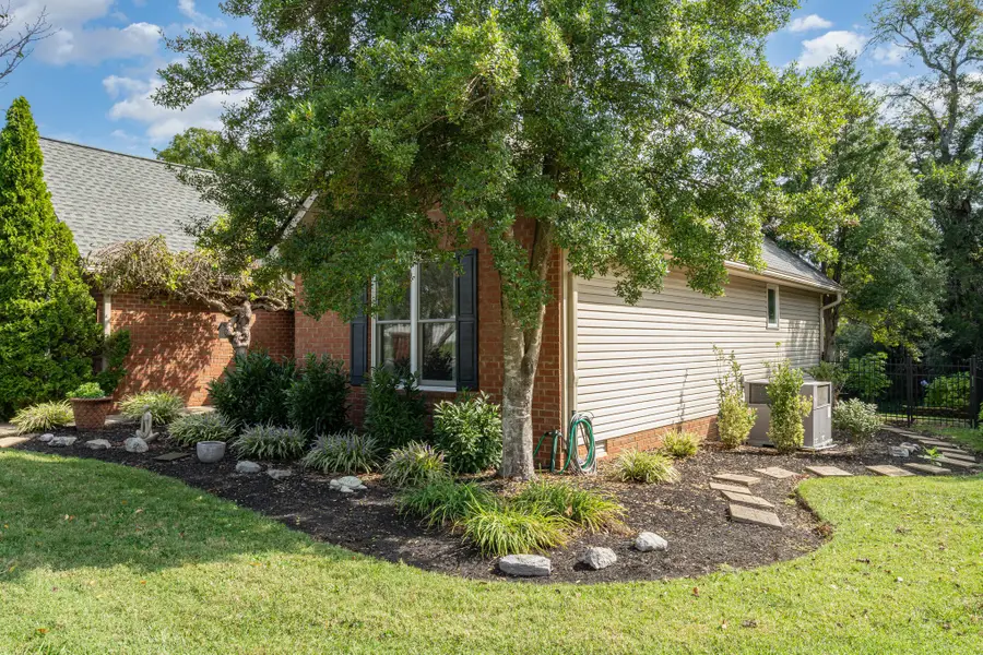 2926 Roellen Rd, Murfreesboro, TN 37130 - Image #3