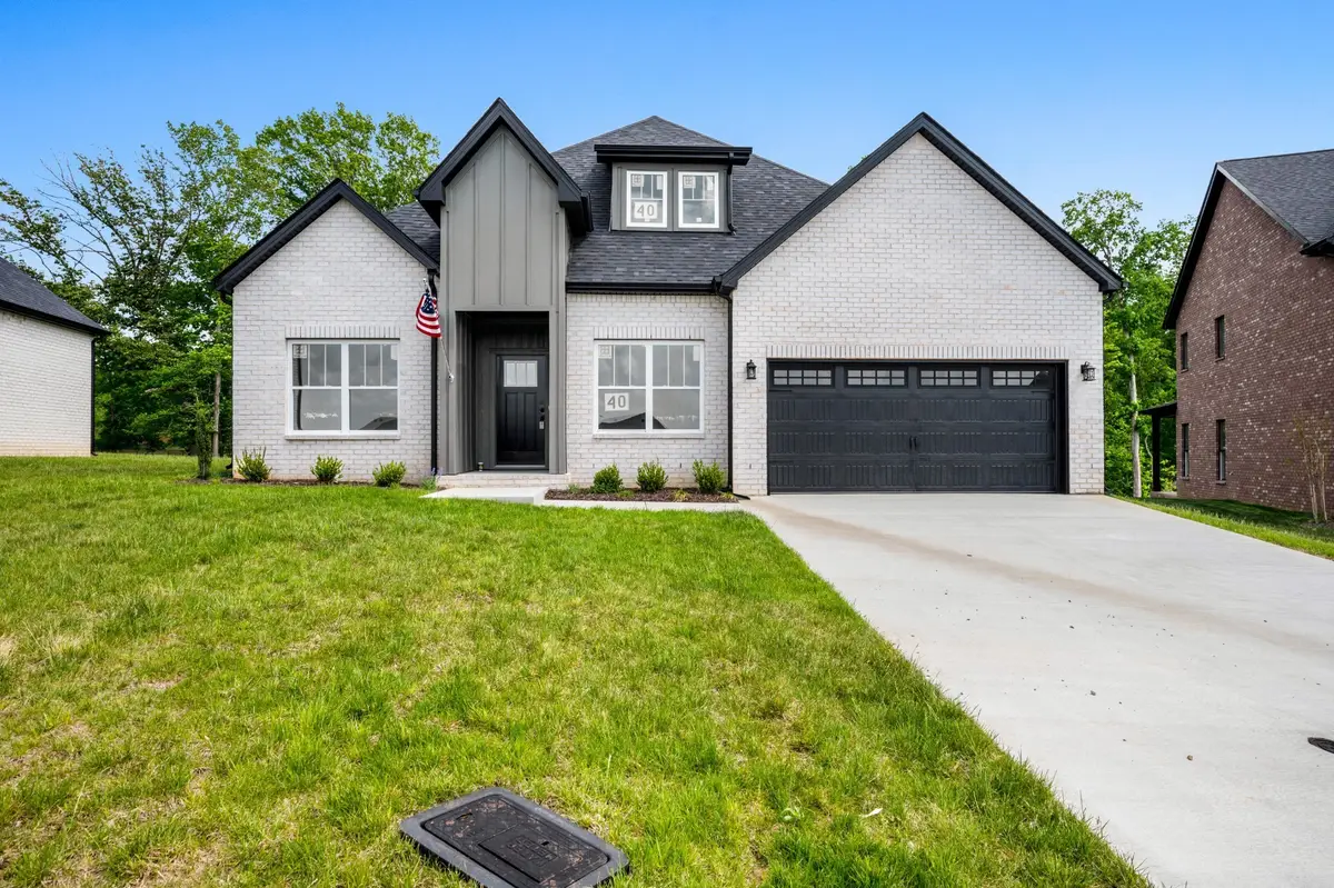 415 Blue Ridge Ct, Clarksville, TN 37043 - #1