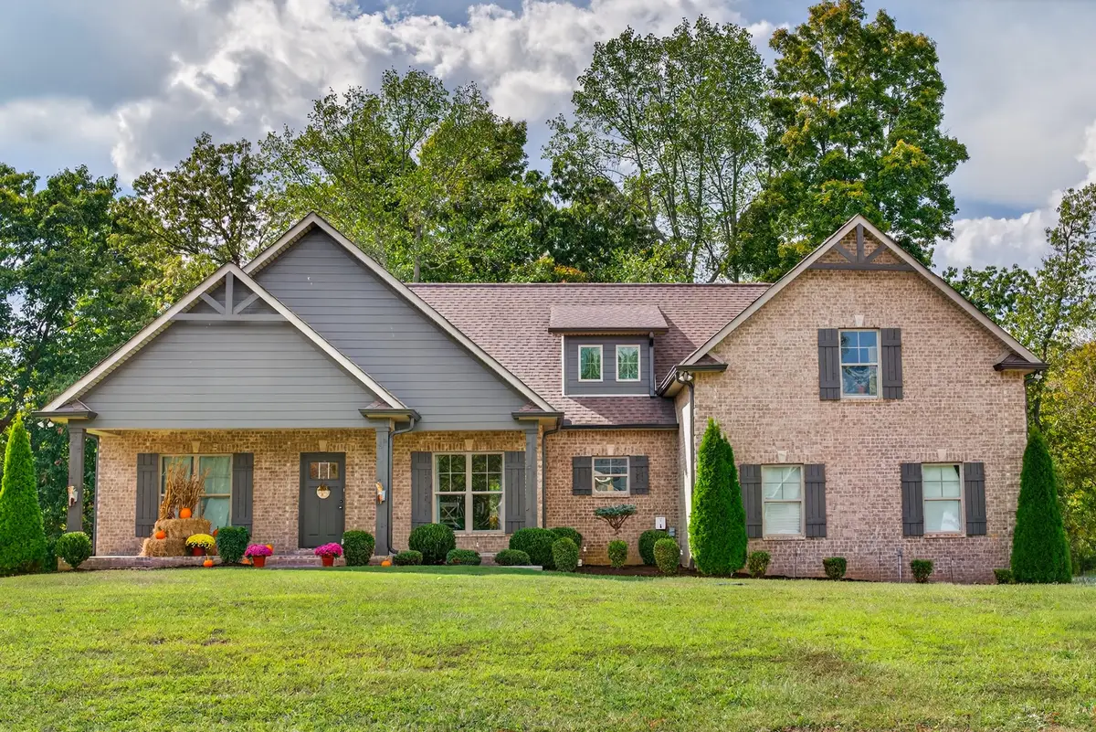 4100 Ironwood Dr, Greenbrier, TN 37073 - Image #1