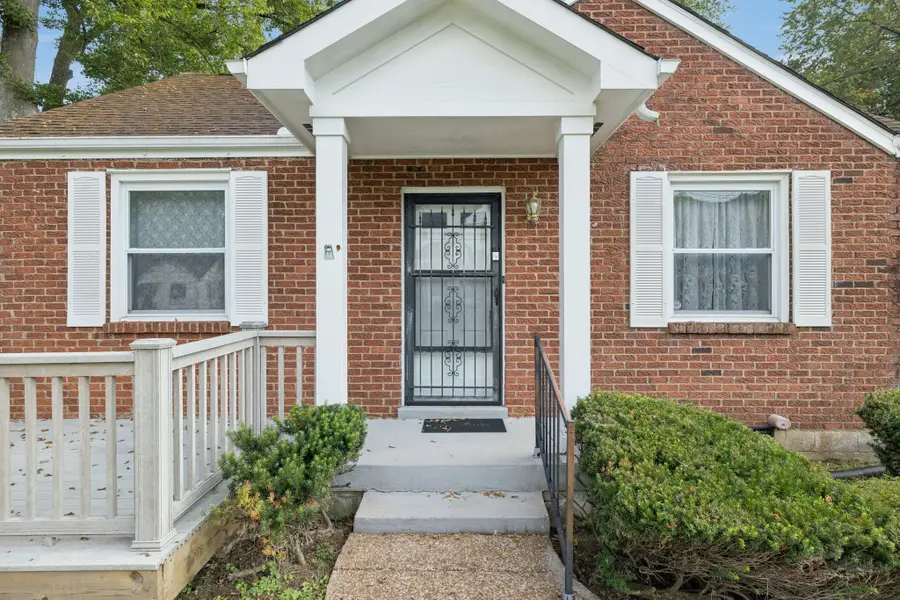 956 Graybar Ln, Nashville, TN 37204 - Image #3