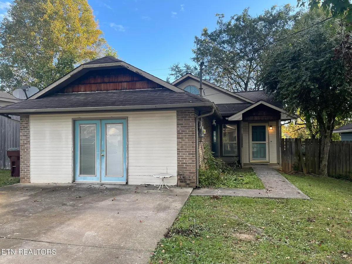 2128 Victoria Lane, Alcoa, TN 37701 - #1