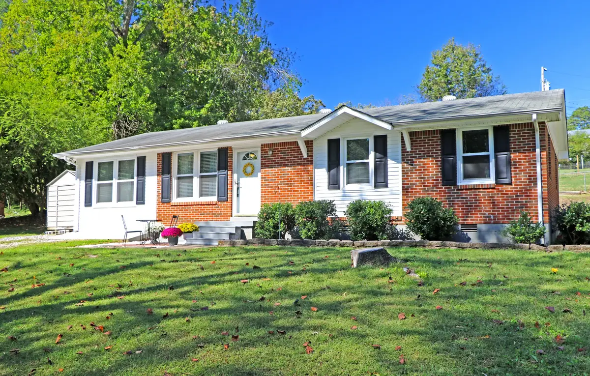 241 Castle Ln, Dover, TN 37058 - Image #1