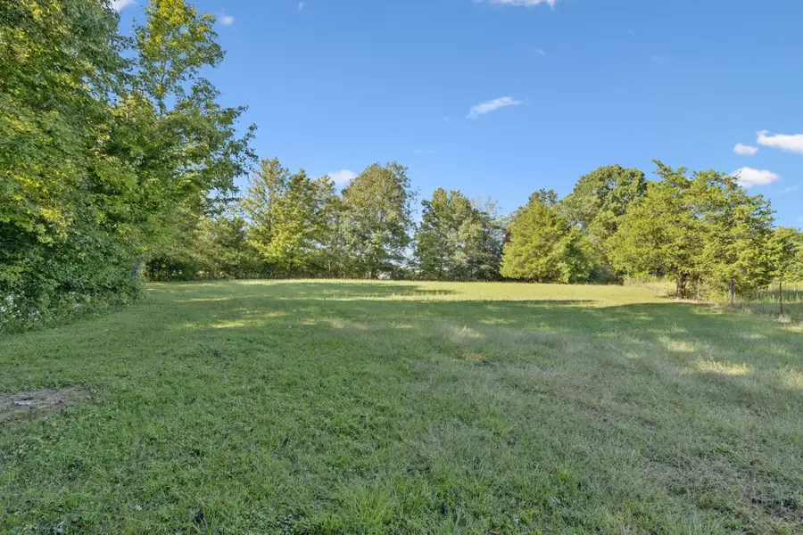 8435 Taliaferro Rd, Eagleville, TN 37060 - Image #2