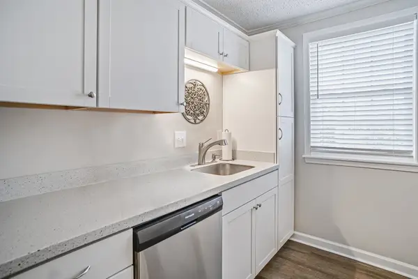 1301 Neelys Bend Rd #14, Madison, TN 37115