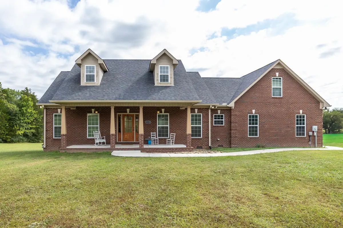 122 Laurelwood Dr, Shelbyville, TN 37160 - Image #1