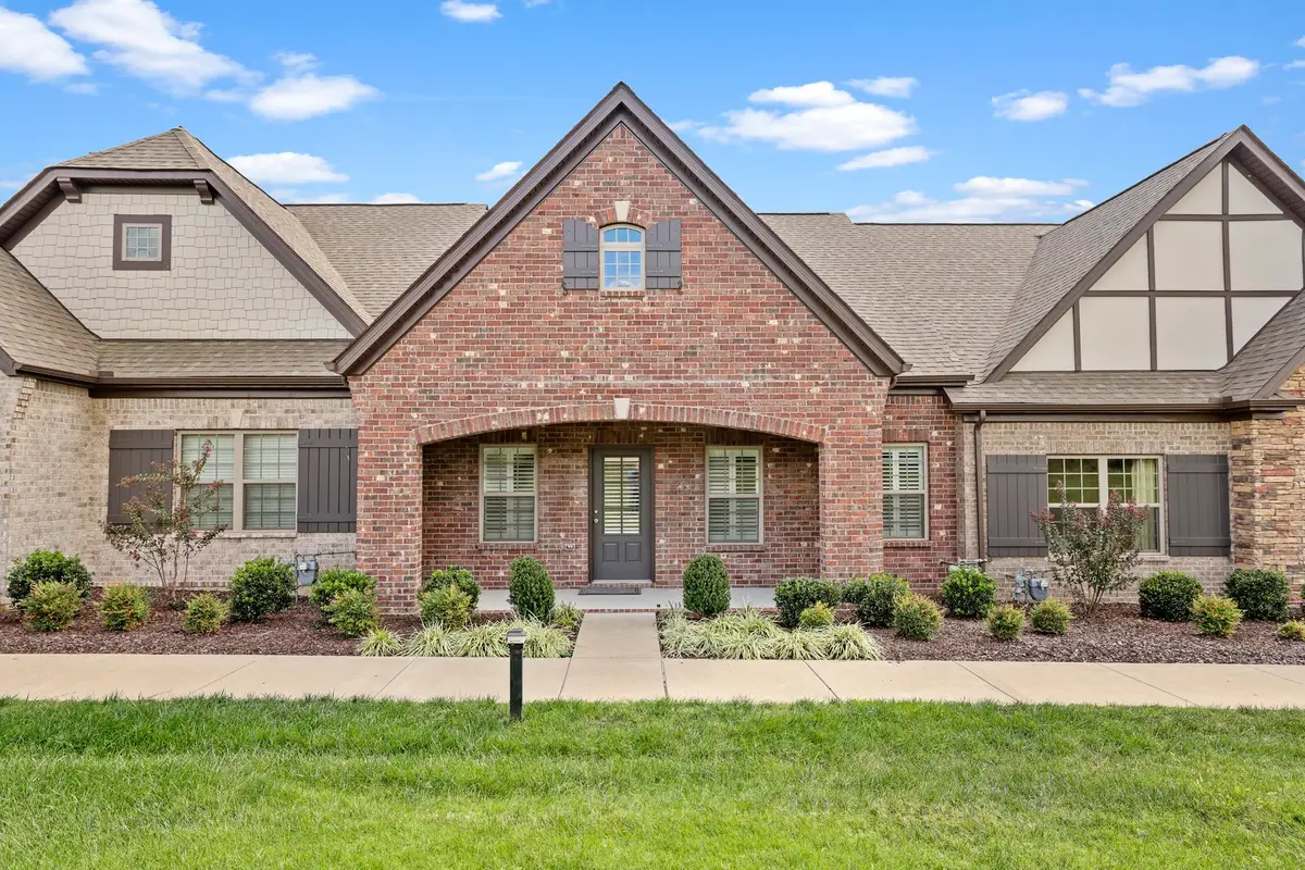 322 Madeira Pl, Gallatin, TN 37066 - #1