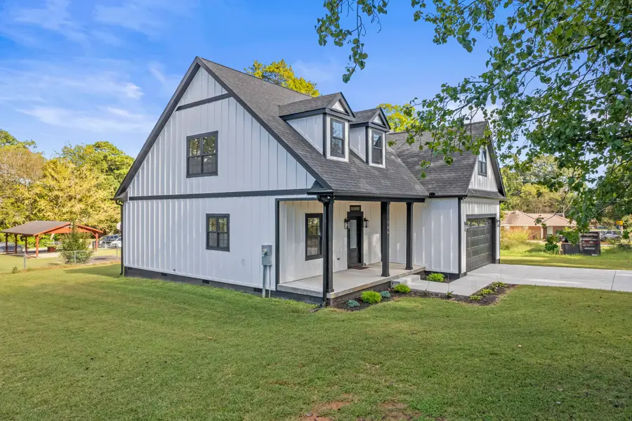 106 5th Ave N, Decherd, TN 37324 - Image #3