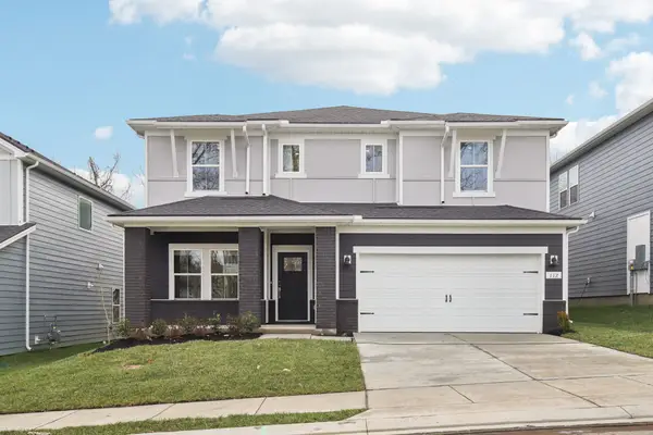 112 Vanguard Drive, La Vergne, TN 37086