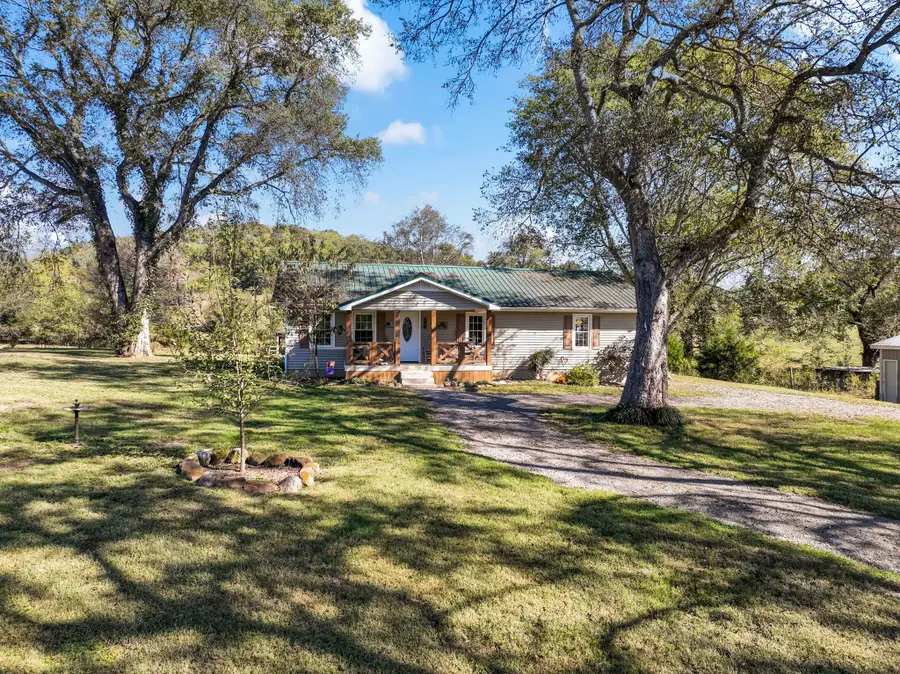 71 Cannon Cir, Riddleton, TN 37151 - Image #2