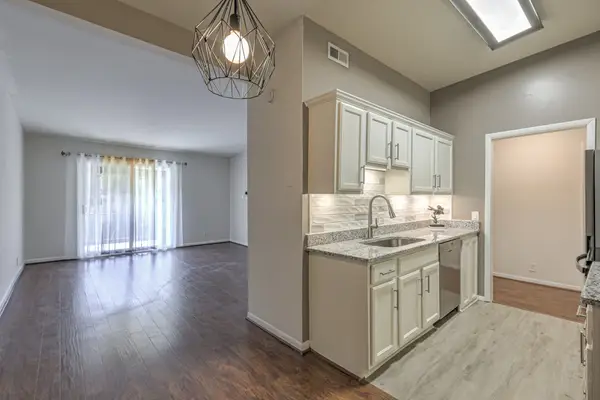 4425 Westlawn Dr #C307, Nashville, TN 37209