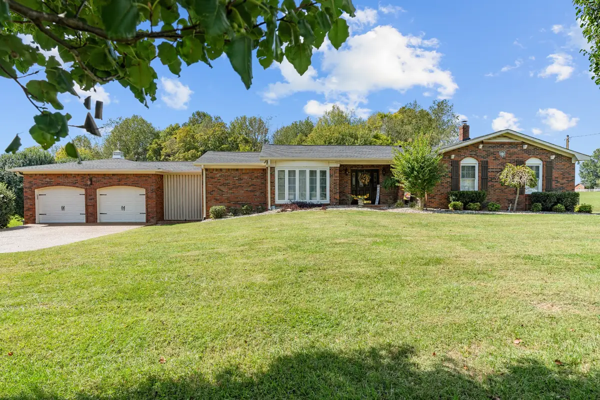 1744 Carthage Rd, Red Boiling Springs, TN 37150 - Image #1