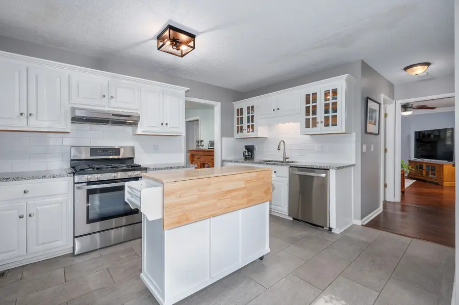 311 Orchard Park Dr, White House, TN 37188 - Image #3