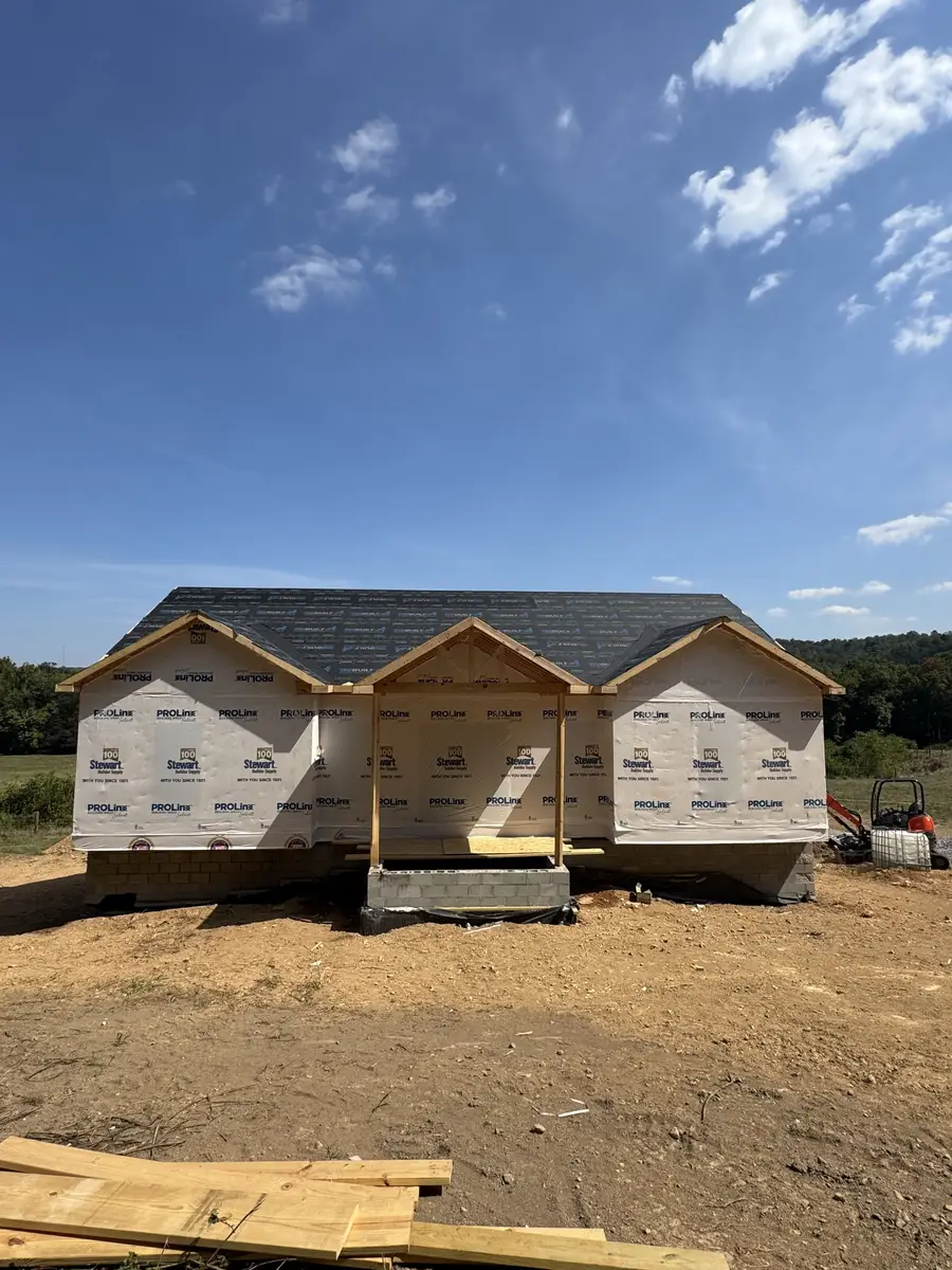 476 Buckeye Road, Erin, TN 37061 - Image #2