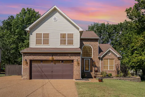 3641 Seasons Dr, Antioch, TN 37013