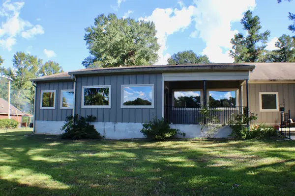 935 Lakeview Dr, Collierville, TN 38017