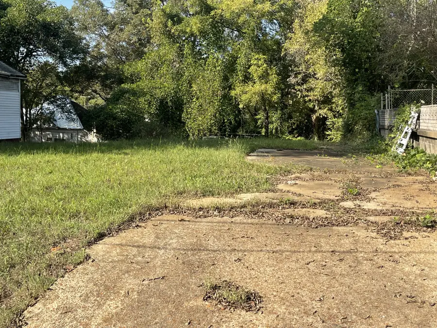 608 Depot St, Paris, TN 38242 - Image #2