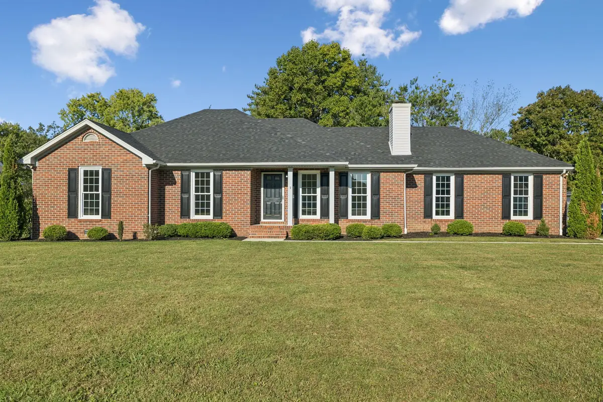 350 Greenbriar Cir, Manchester, TN 37355 - Image #1