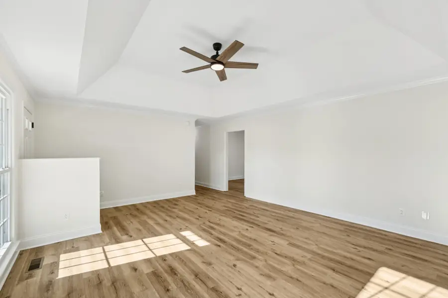 350 Greenbriar Cir, Manchester, TN 37355 - Image #2